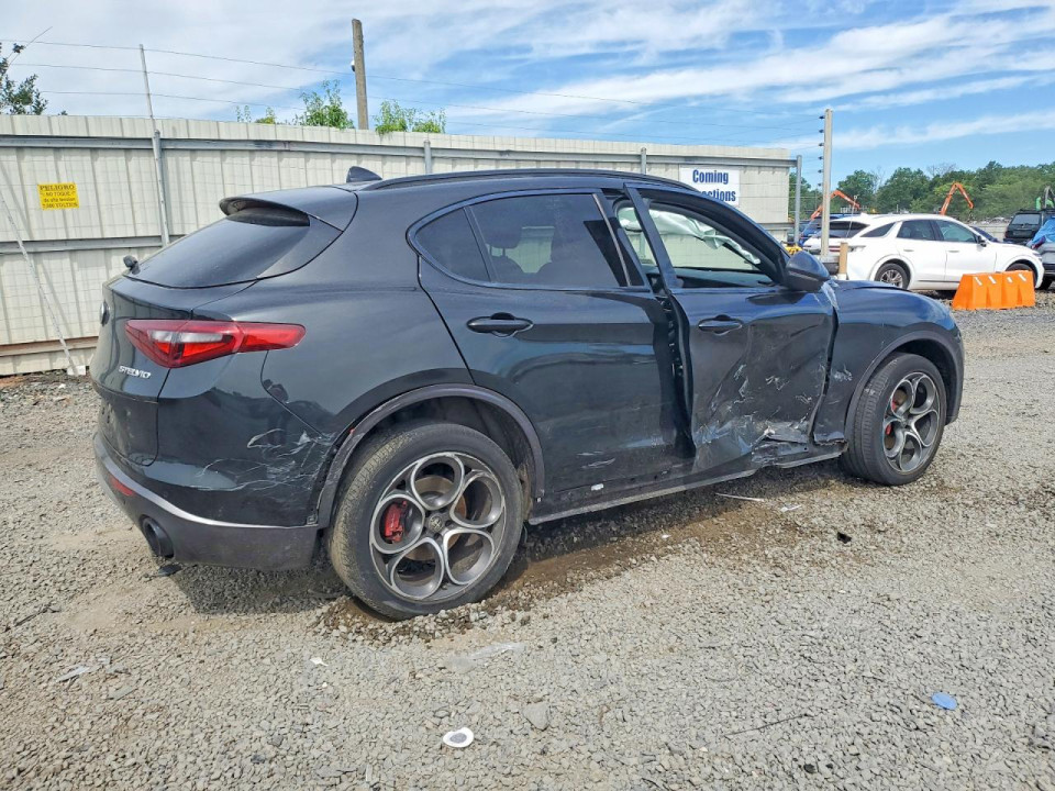 Alfa Romeo STELVIO 2023 — Copart