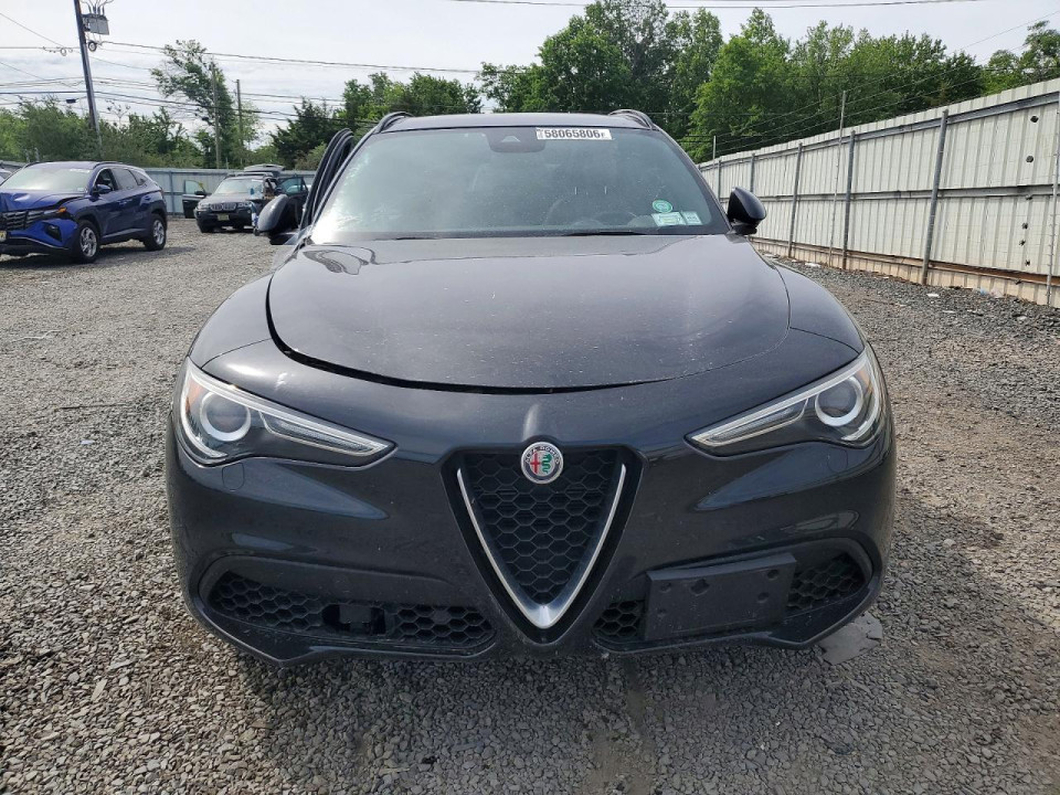 Alfa Romeo STELVIO 2023 — Copart