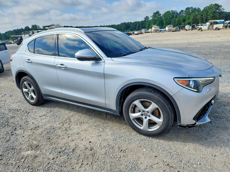 Alfa Romeo STELVIO 2018 — Copart
