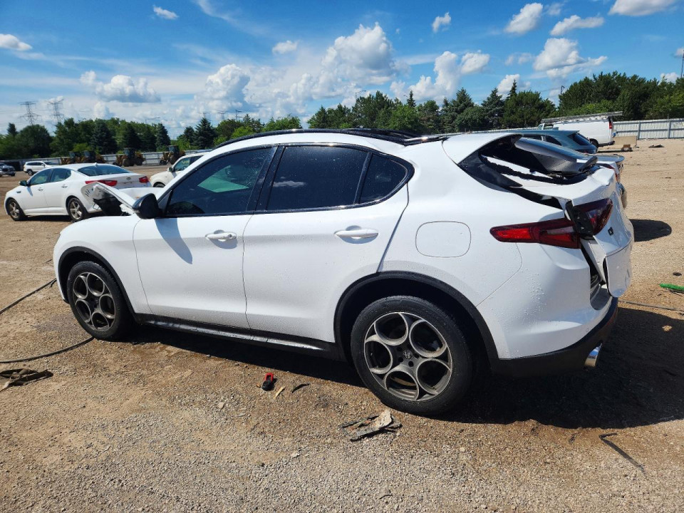 Alfa Romeo STELVIO 2021 — Copart