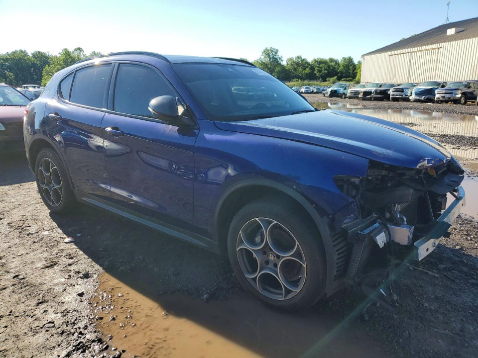 Alfa Romeo STELVIO 2021 — Copart