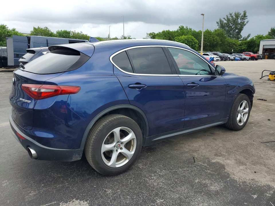 Alfa Romeo STELVIO 2018 — Copart