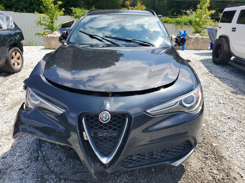 Alfa Romeo STELVIO 2018 — Copart