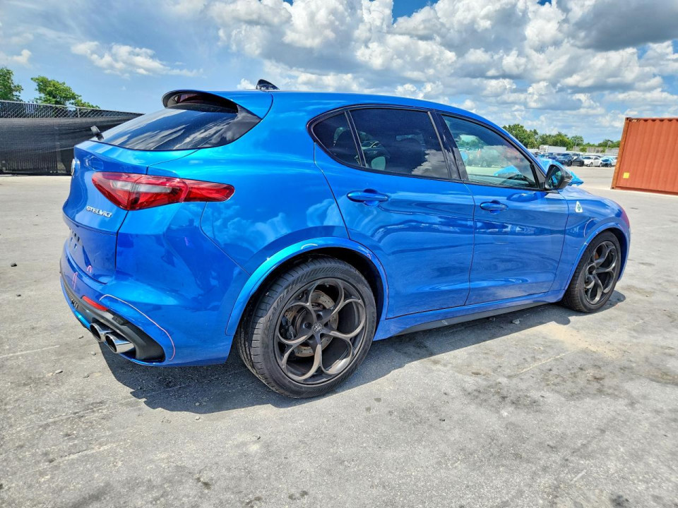 Alfa Romeo STELVIO 2018 — Copart