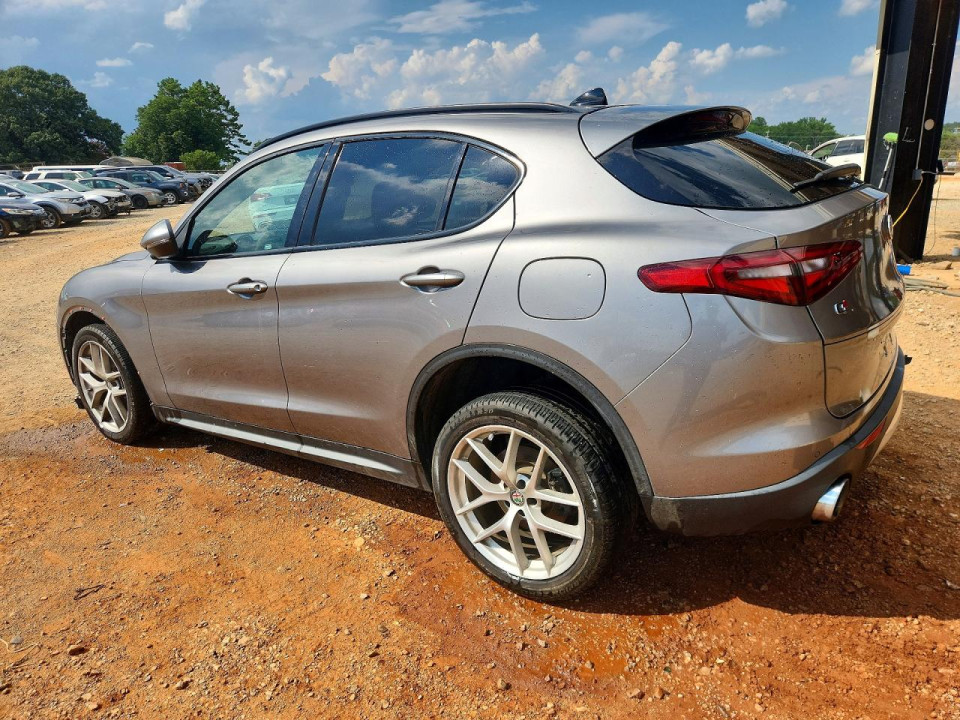 Alfa Romeo STELVIO 2018 — Copart