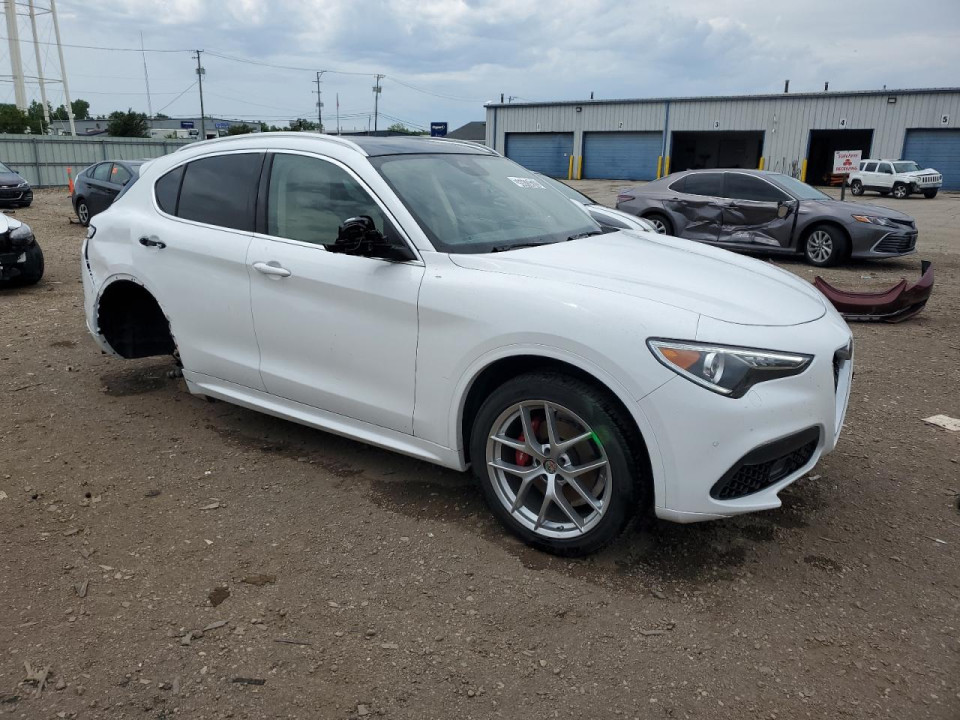 Alfa Romeo STELVIO 2021 — Copart