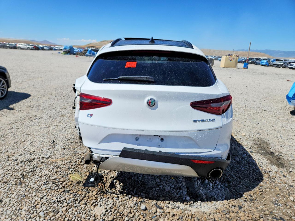Alfa Romeo STELVIO 2018 — Copart