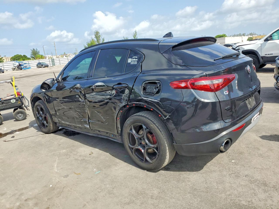 Alfa Romeo STELVIO 2018 — Copart