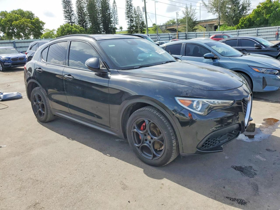 Alfa Romeo STELVIO 2018 — Copart