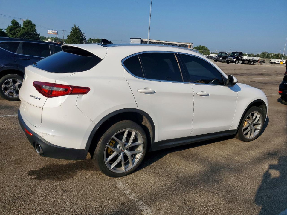 Alfa Romeo STELVIO 2018 — Copart