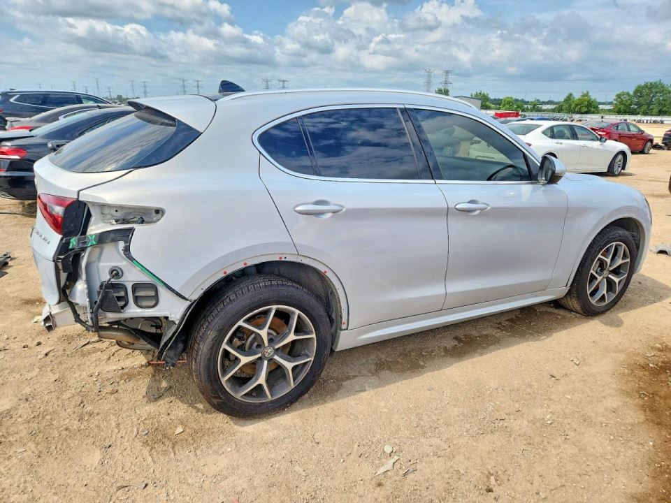Alfa Romeo STELVIO 2021 — Copart