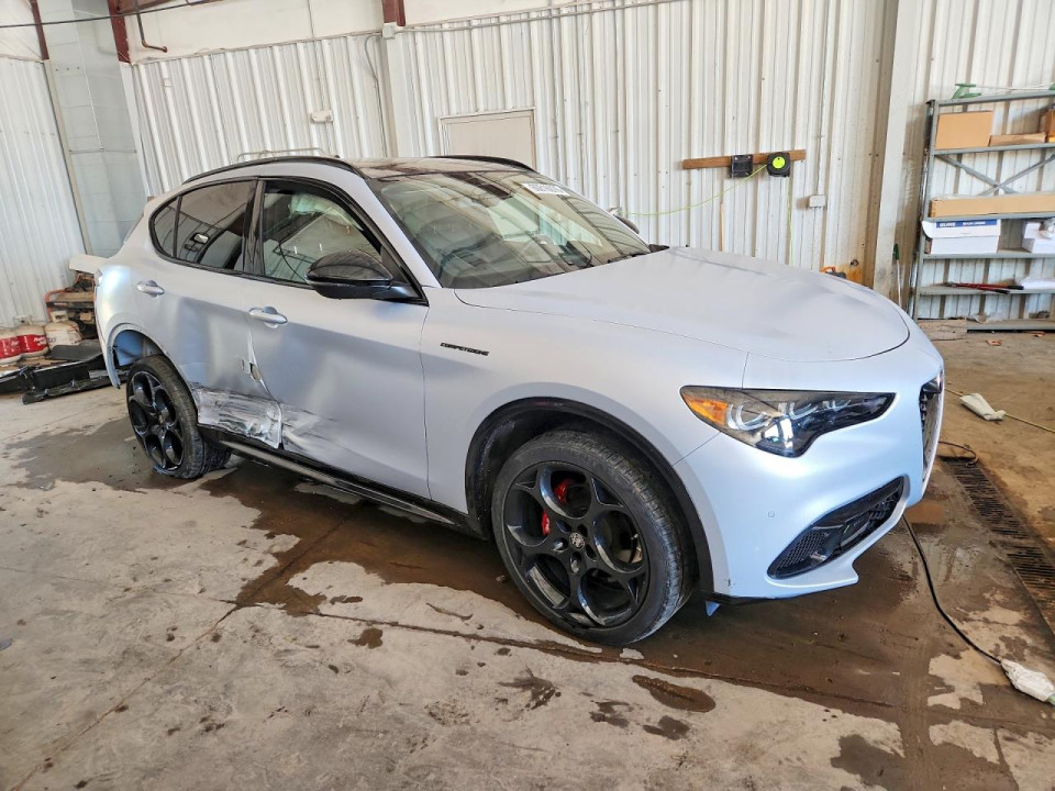 Alfa Romeo STELVIO 2024 — Copart