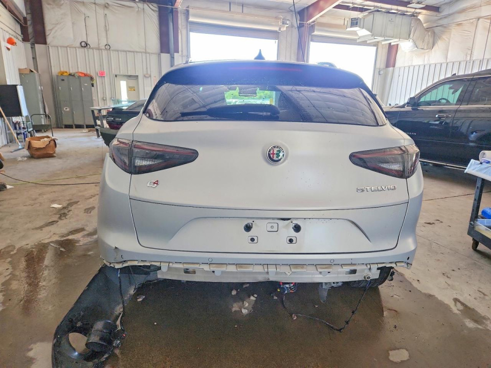 Alfa Romeo STELVIO 2024 — Copart