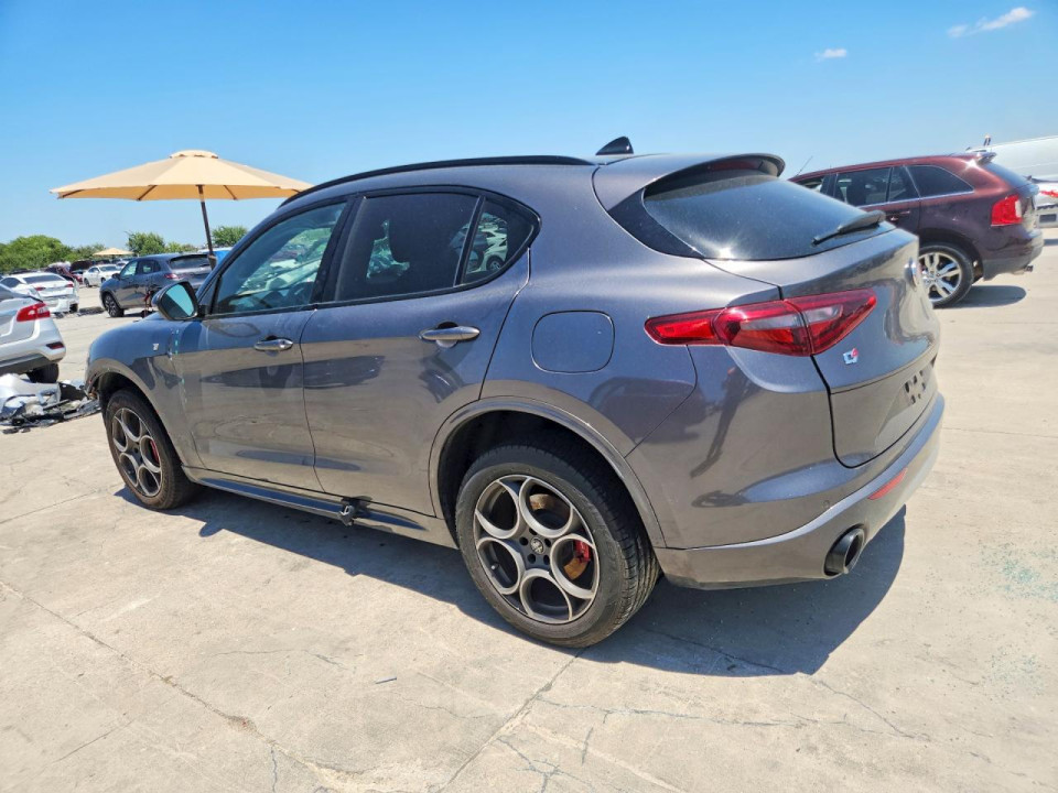 Alfa Romeo STELVIO 2022 — Copart