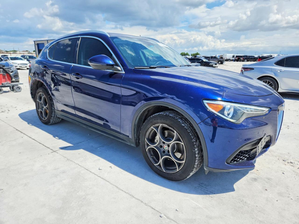 Alfa Romeo STELVIO 2018 — Copart