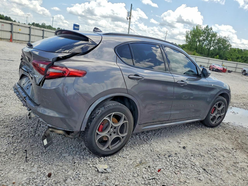 Alfa Romeo STELVIO 2022 — Copart