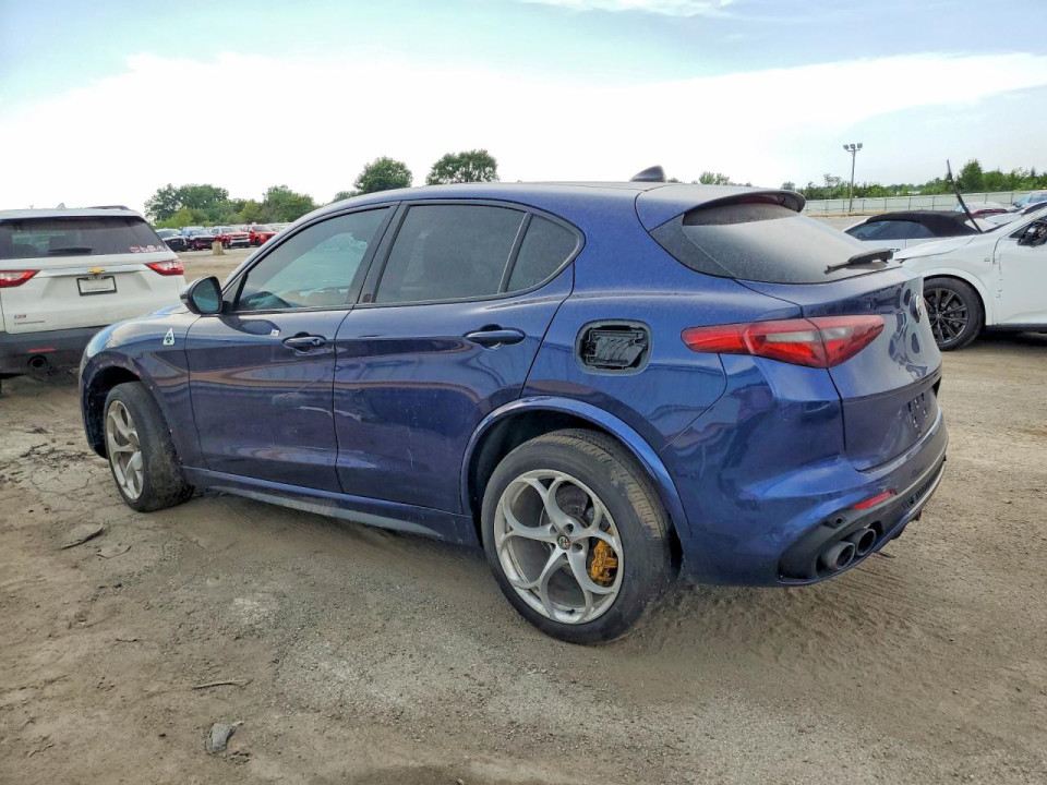 Alfa Romeo STELVIO 2018 — Copart