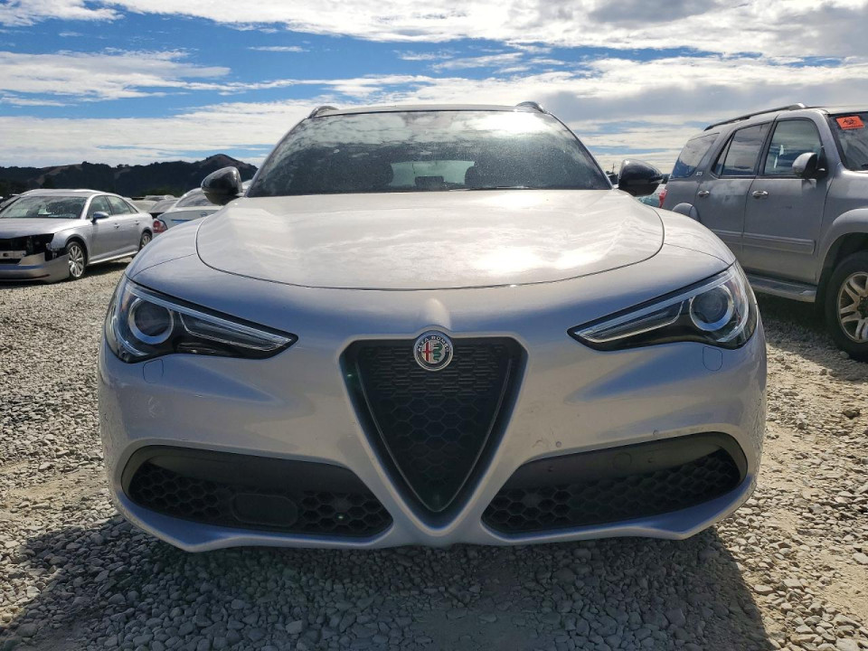 Alfa Romeo STELVIO 2021 — Copart