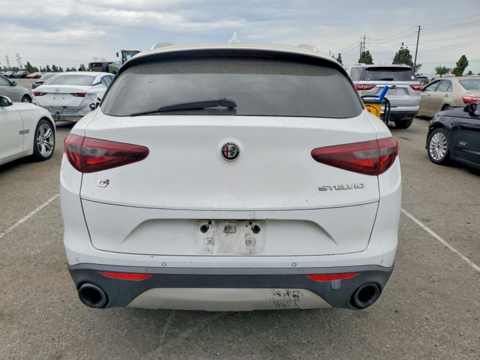 Alfa Romeo STELVIO 2018 — Copart