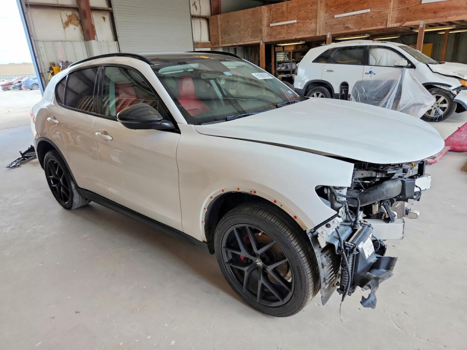 Alfa Romeo STELVIO 2019 — Copart