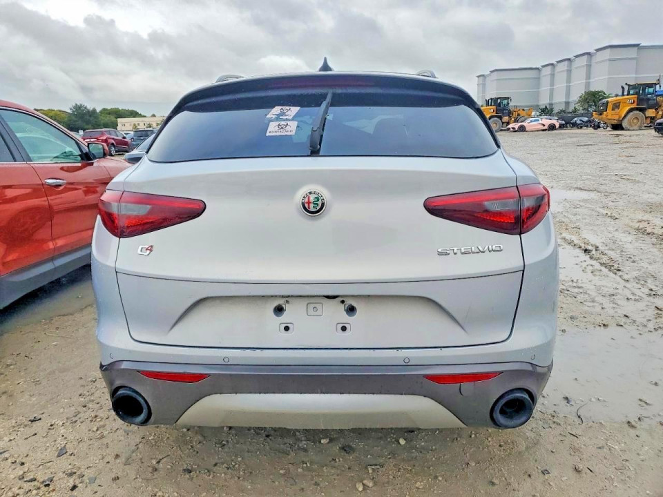 Alfa Romeo STELVIO 2022 — Copart