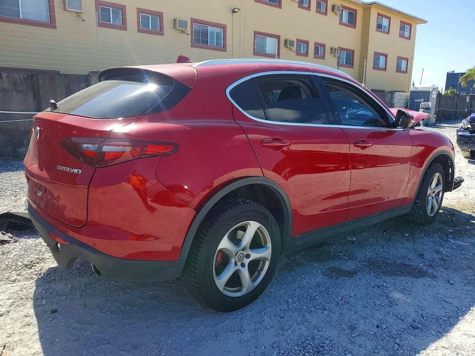 Alfa Romeo STELVIO 2018 — Copart