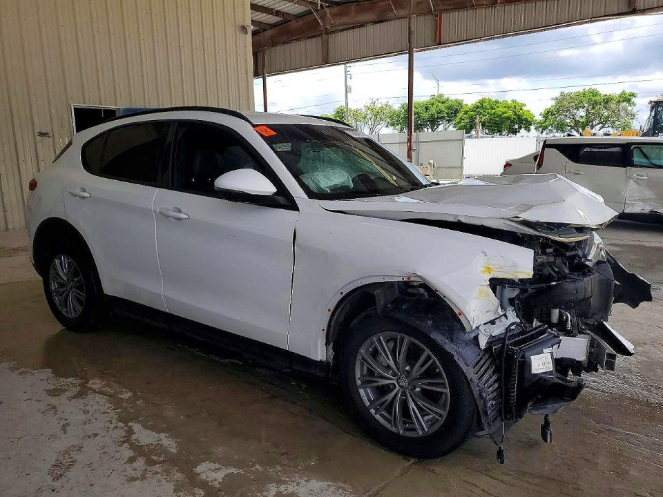 Alfa Romeo STELVIO 2022 — Copart