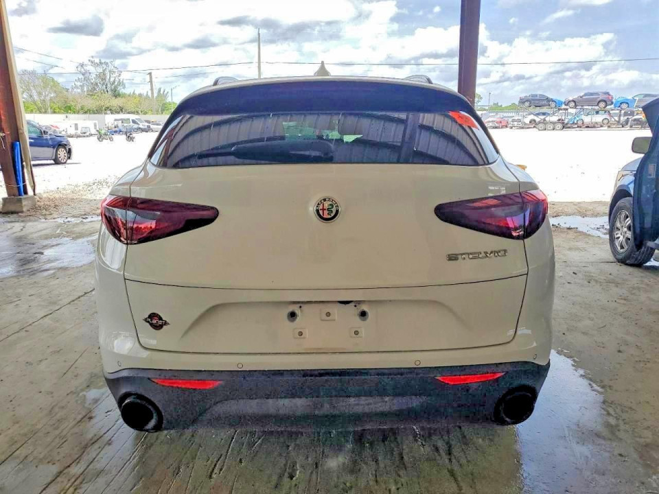 Alfa Romeo STELVIO 2022 — Copart