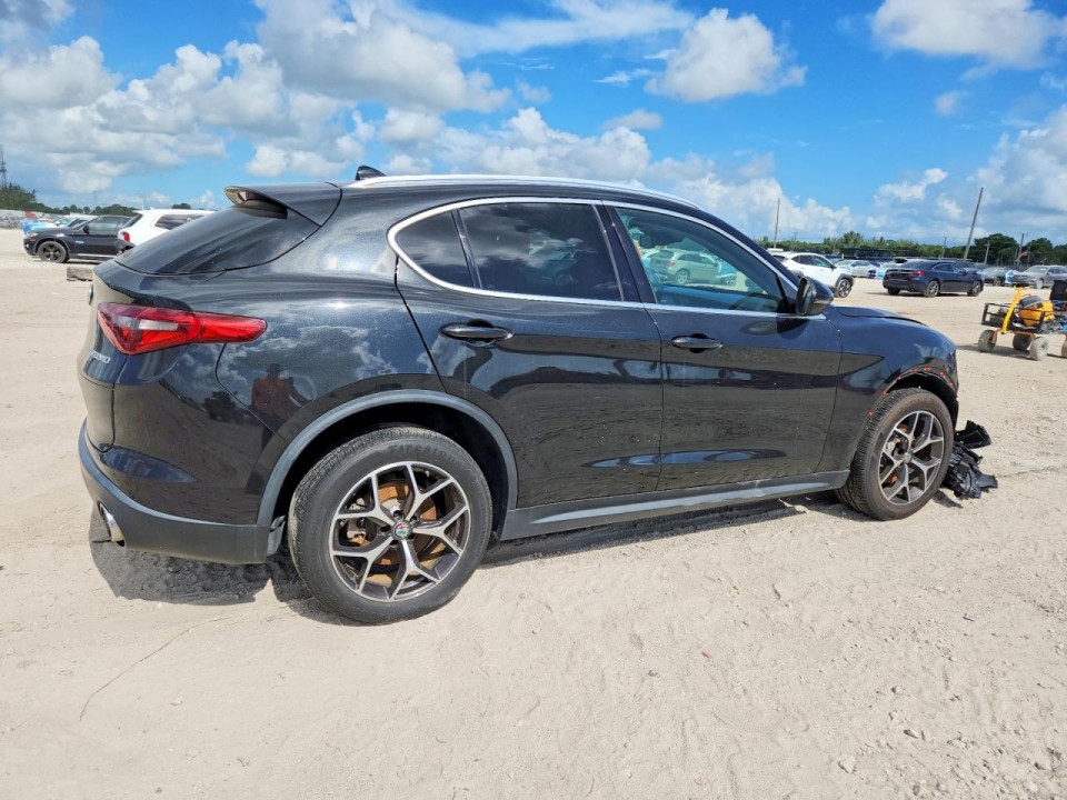 Alfa Romeo STELVIO 2018 — Copart