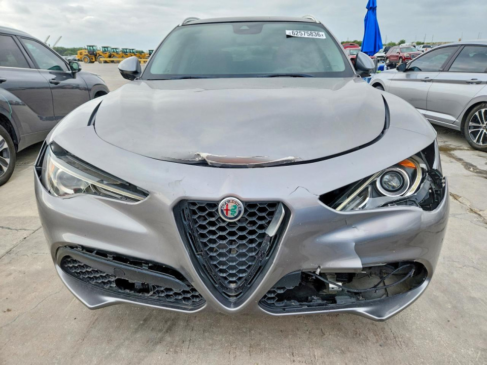 Alfa Romeo STELVIO 2018 — Copart