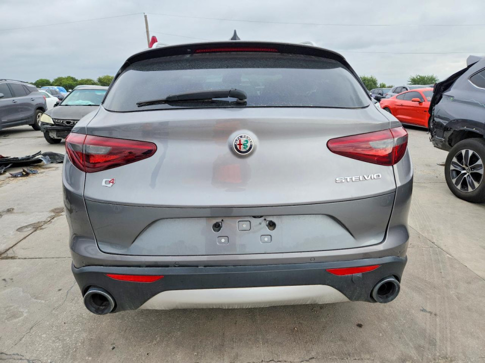 Alfa Romeo STELVIO 2018 — Copart