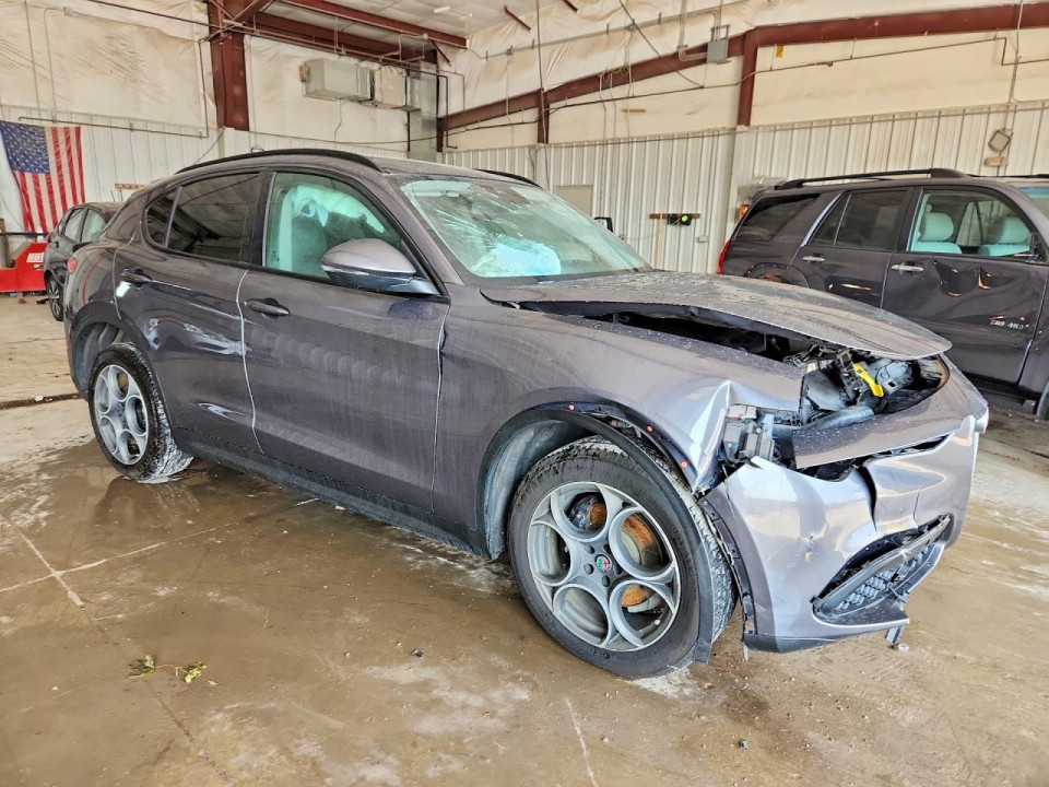 Alfa Romeo STELVIO 2018 — Copart