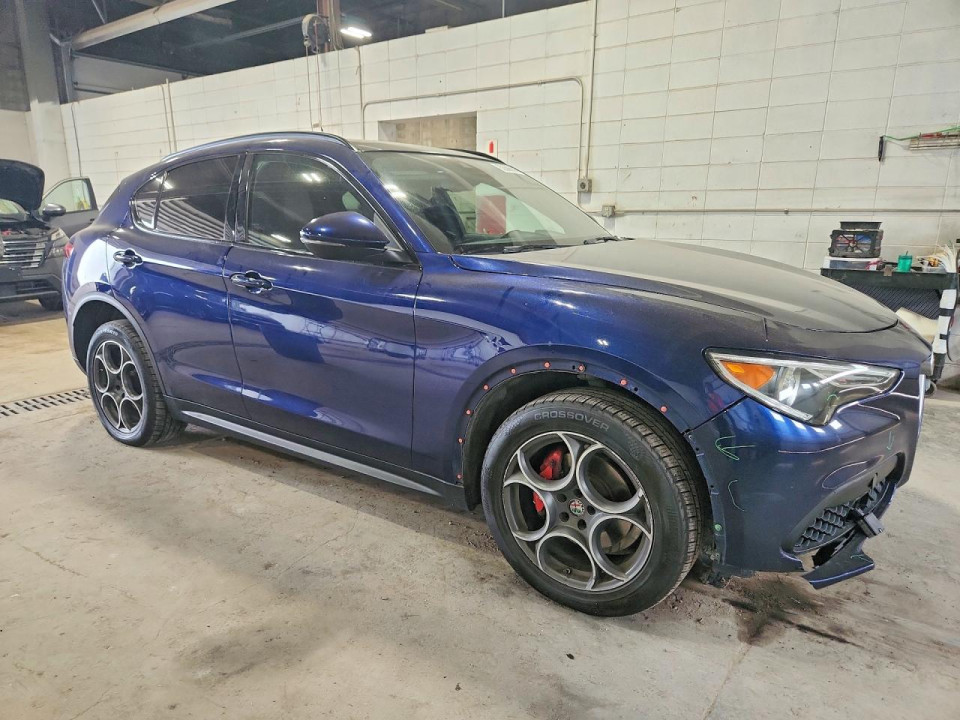 Alfa Romeo STELVIO 2018 — Copart
