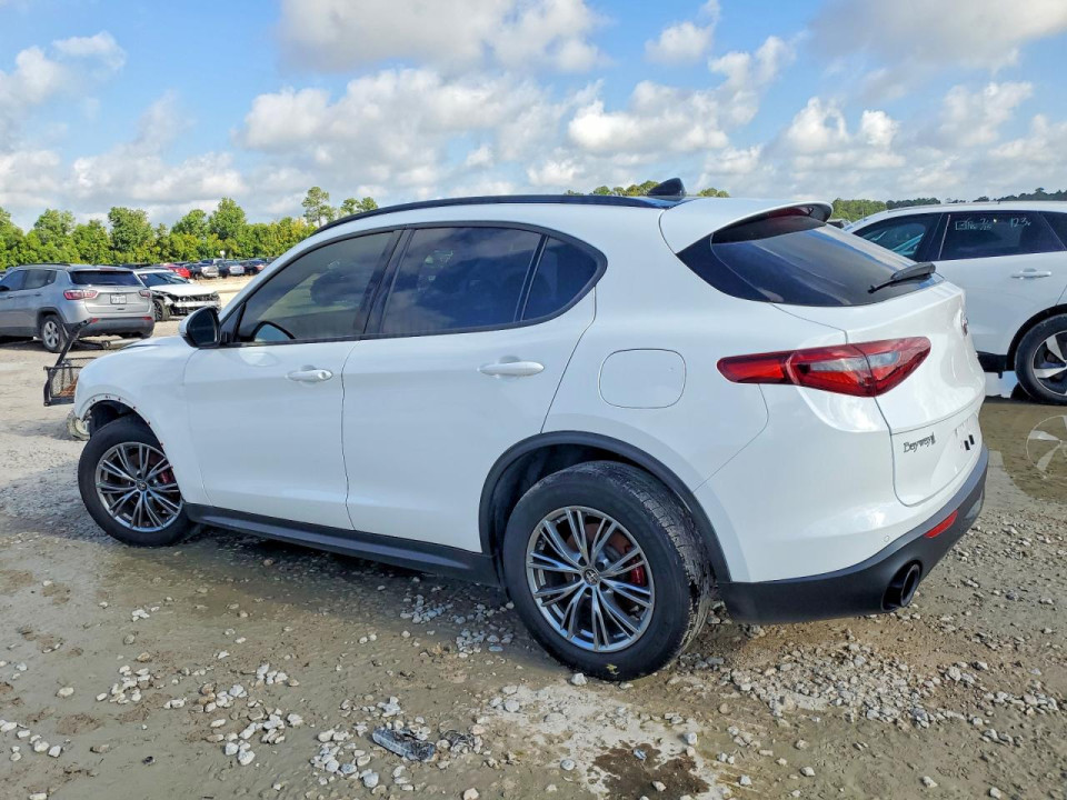 Alfa Romeo STELVIO 2022 — Copart