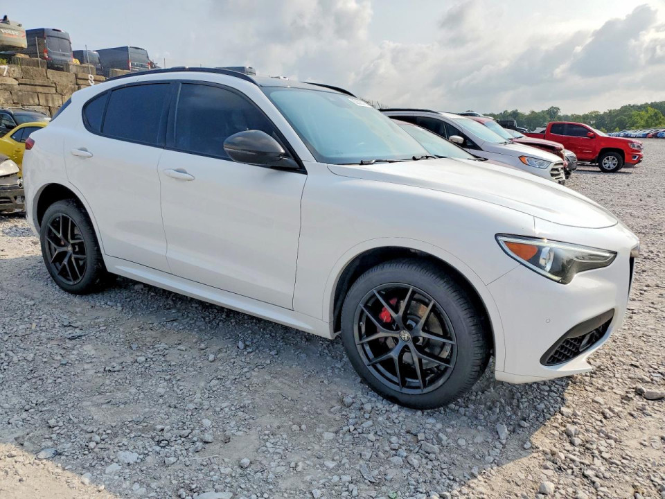 Alfa Romeo STELVIO 2020 — Copart