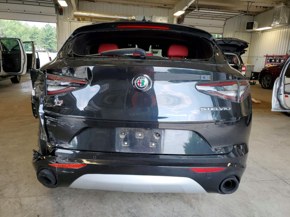 Alfa Romeo STELVIO 2024 — Copart