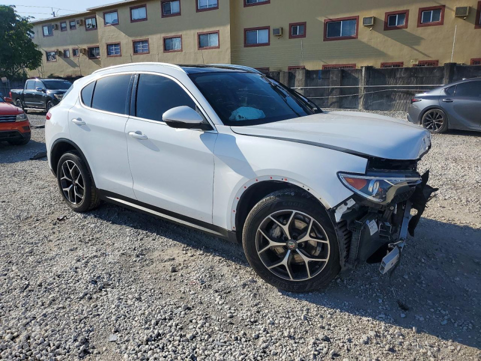 Alfa Romeo STELVIO 2019 — Copart