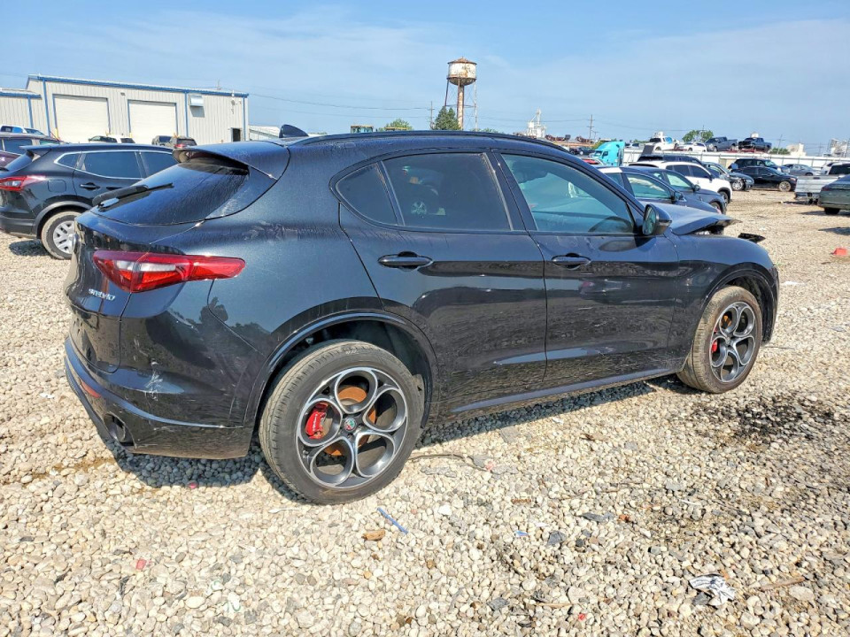 Alfa Romeo STELVIO 2021 — Copart