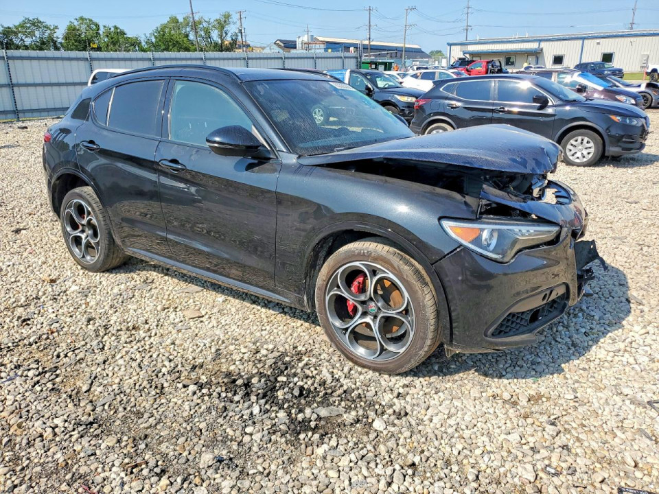 Alfa Romeo STELVIO 2021 — Copart