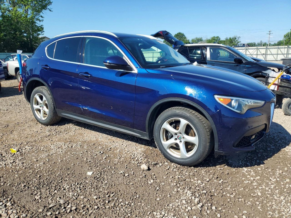 Alfa Romeo STELVIO 2018 — Copart