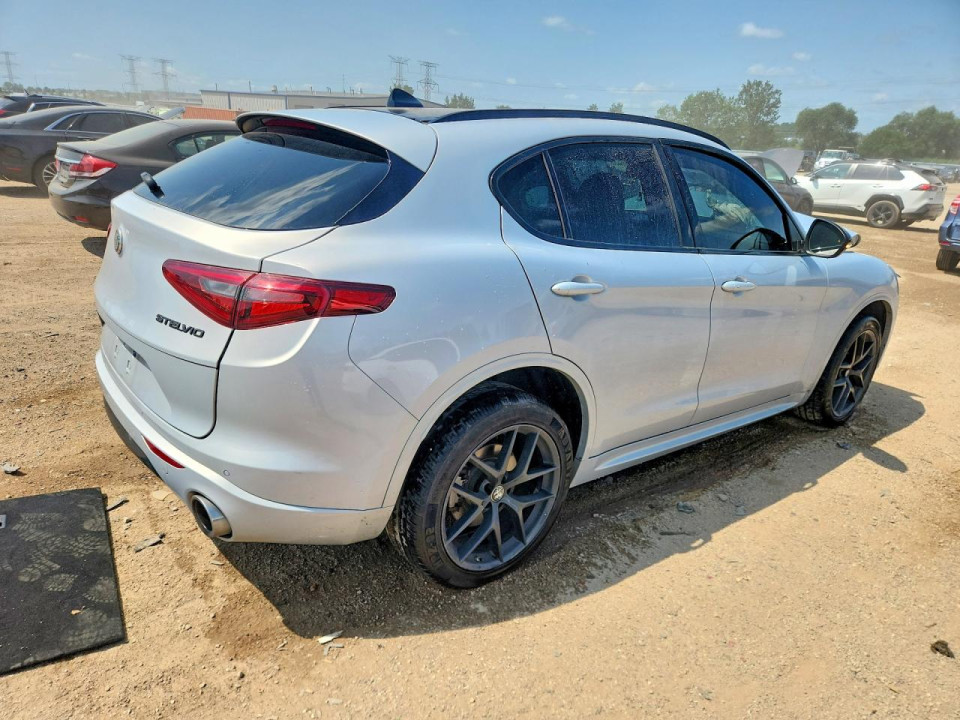 Alfa Romeo STELVIO 2021 — Copart