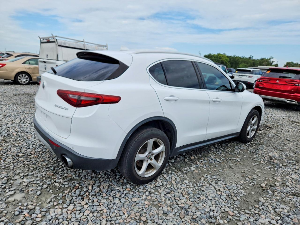 Alfa Romeo STELVIO 2018 — Copart
