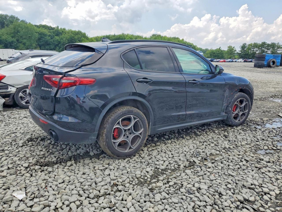 Alfa Romeo STELVIO 2022 — Copart