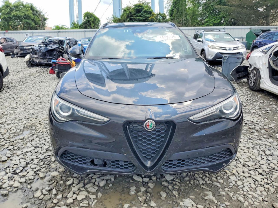 Alfa Romeo STELVIO 2022 — Copart