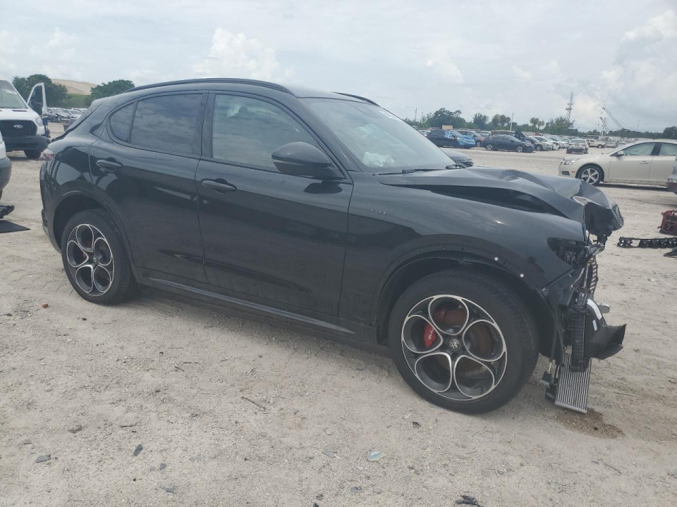 Alfa Romeo STELVIO 2024 — Copart
