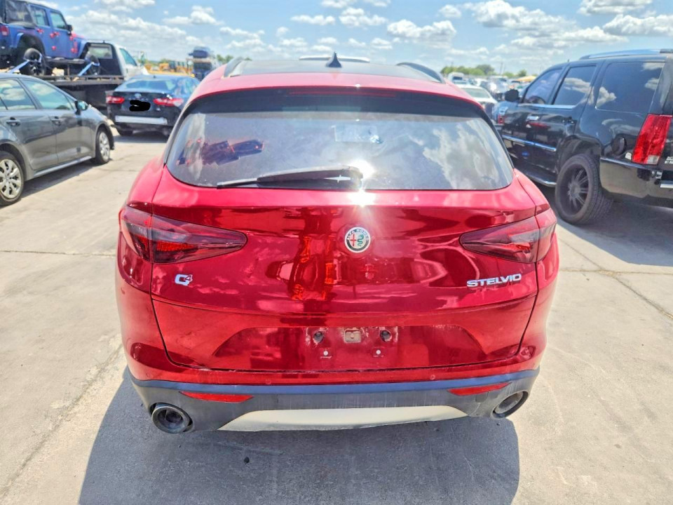 Alfa Romeo STELVIO 2018 — Copart