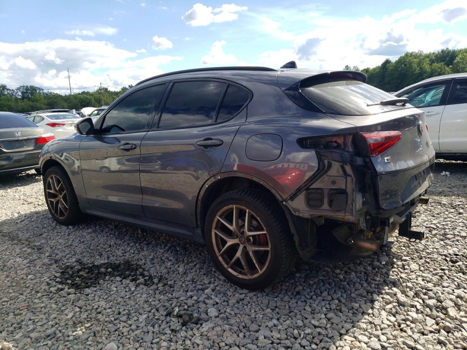 Alfa Romeo STELVIO 2018 — Copart