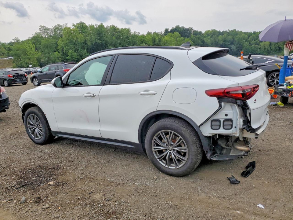 Alfa Romeo STELVIO 2023 — Copart