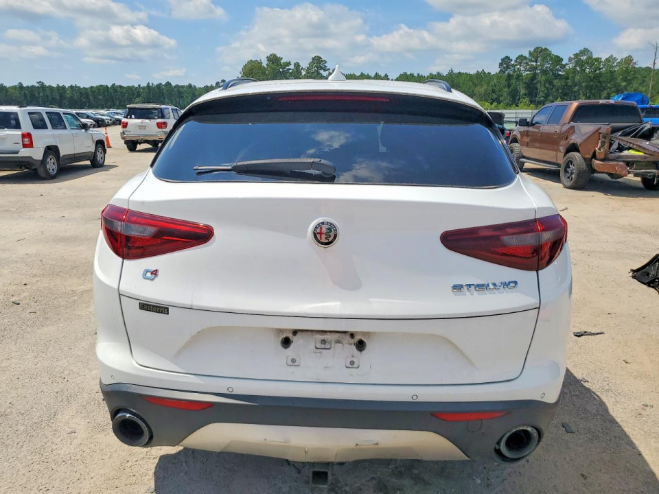 Alfa Romeo STELVIO 2018 — Copart