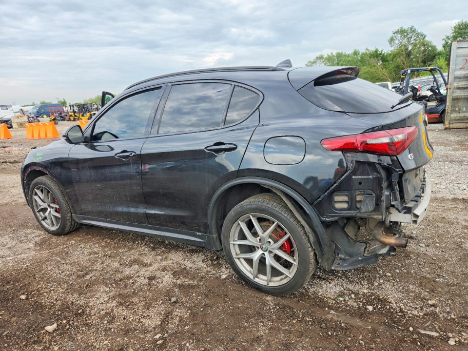 Alfa Romeo STELVIO 2018 — Copart